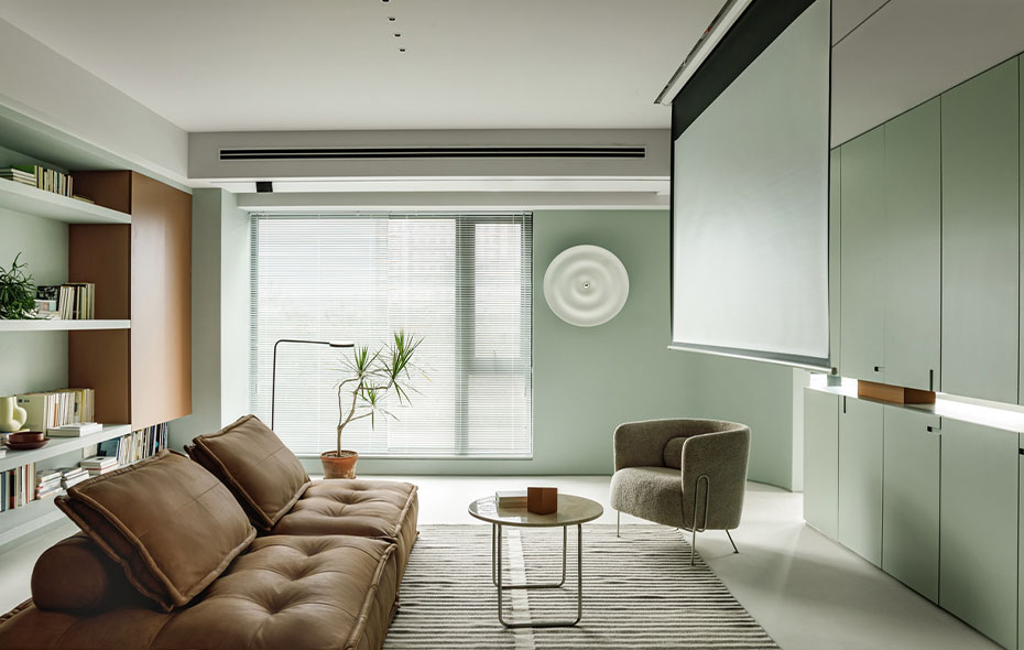 F APARTMENT