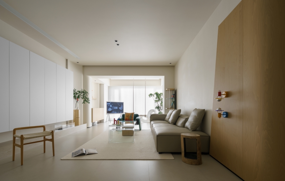 M House