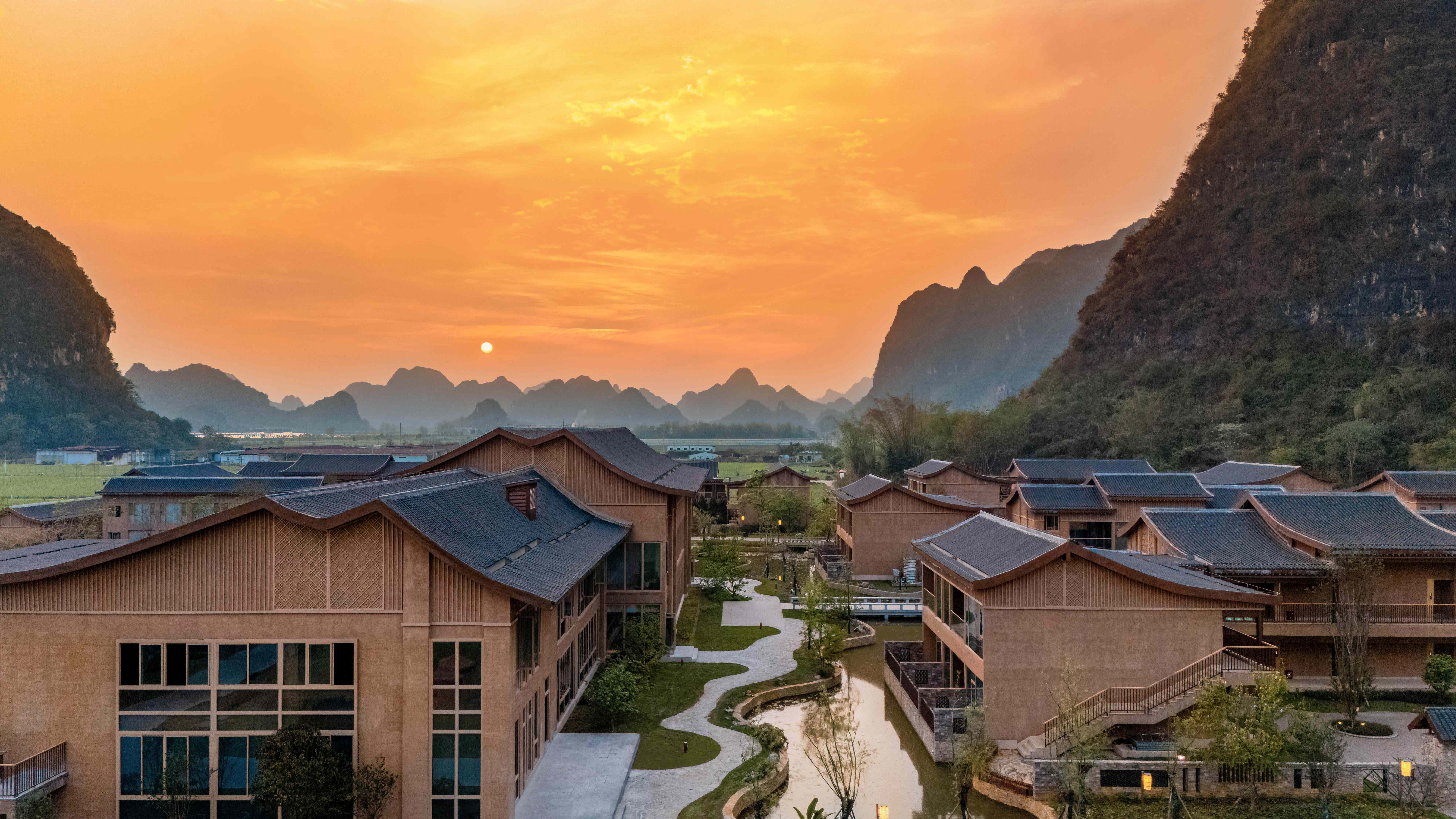10落霞景观.jpg