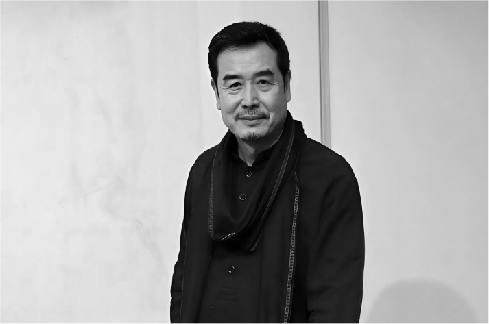 王中 / 中国